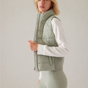 Athleta Hybrid Vest, medium